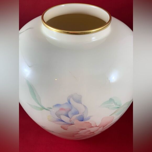 LENOX Chatsworth Collection 9” Vase - Picture 4 of 4